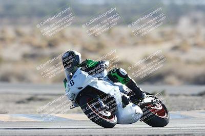 media/Dec-07-2025-CVMA (Sun) [[3e7d2de5dc]]/Race 12- Formula 40 MW and LW/